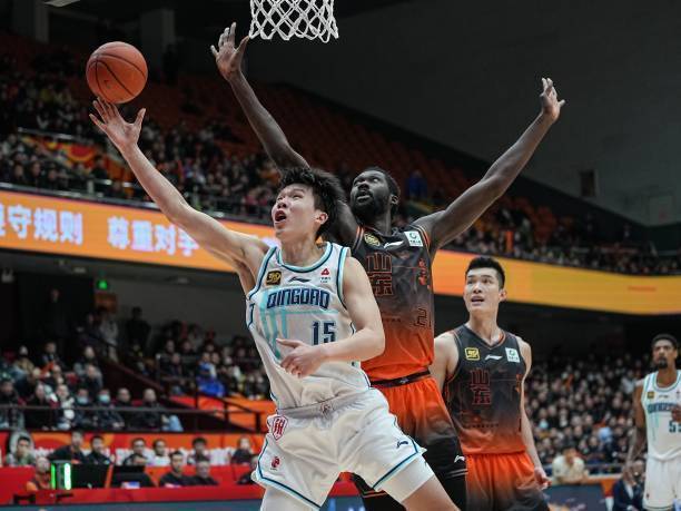 九游娱乐官网-NBA夏联-中国男篮负黄蜂杨瀚森12分7失误6犯(中国男篮战胜黄蜂阵容)