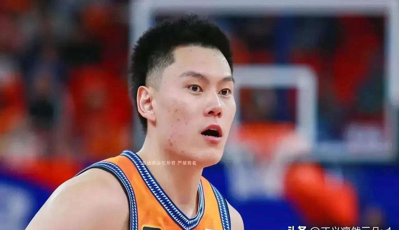 李弘权21分上海大胜广东张宁21分山西负同曦的简单介绍