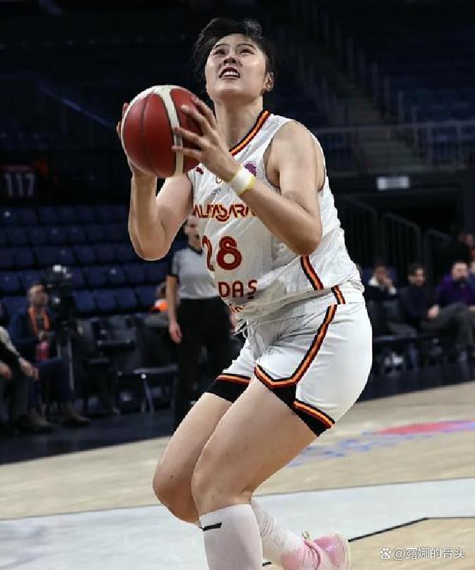 转会飞翼后首秀！李月汝2分2板2助正负值+9